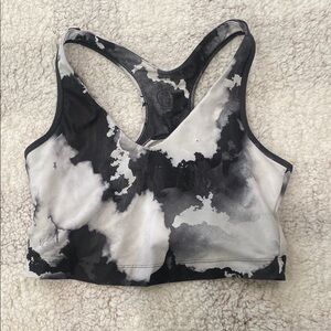Sage Collecticve Women's Black and White Sports Bra